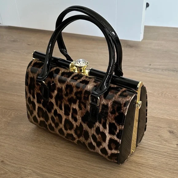 Amazon Leopard Print Satchel with Black and Gold Accents - Picture 3 of 6